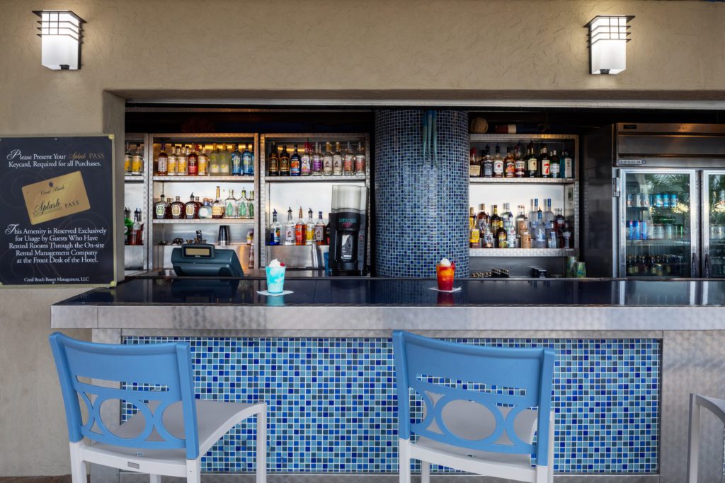 Splash Oceanfront Pool Bar - a Myrtle Beach Pool Bar at Coral Beach